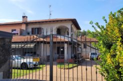 Taino Ampia Villa con Giardino Vendita